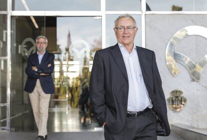 El alcalde de Valencia Joan Ribó a la salida de la capilla ardiente de Carmen Alborch.
 