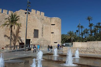 Alcázar de la Señoría o palacio de Altamira.