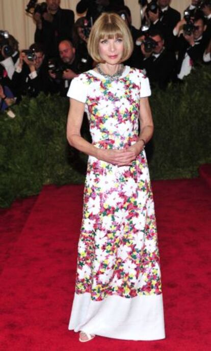 Anna Wintour con un vestido de Chanel.