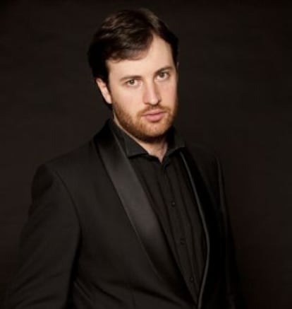 El violonchelista Josetxu Obregón.