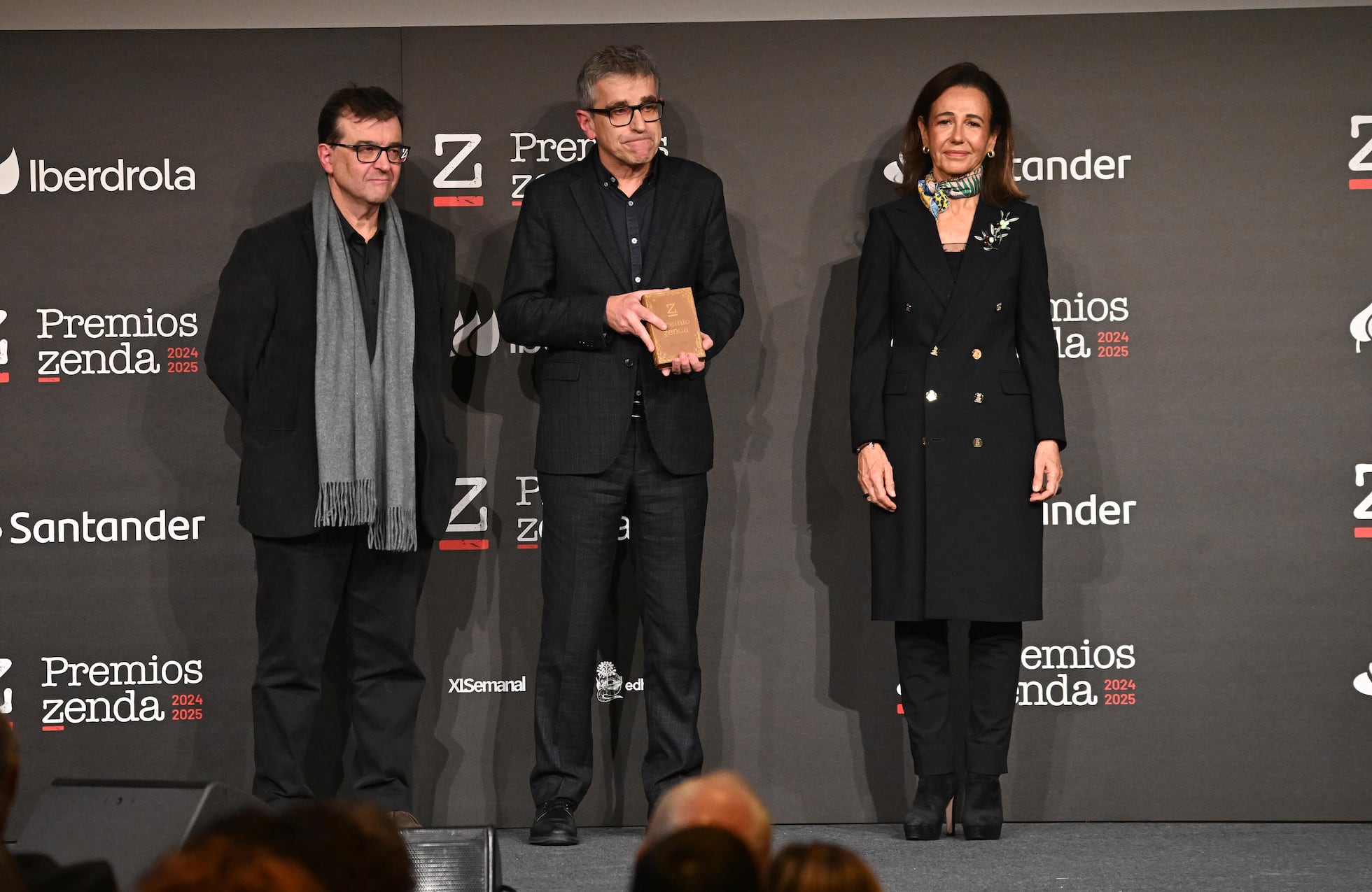 Los Premios Zenda 2026 reúnen a escritores y políticos en una gala ...
