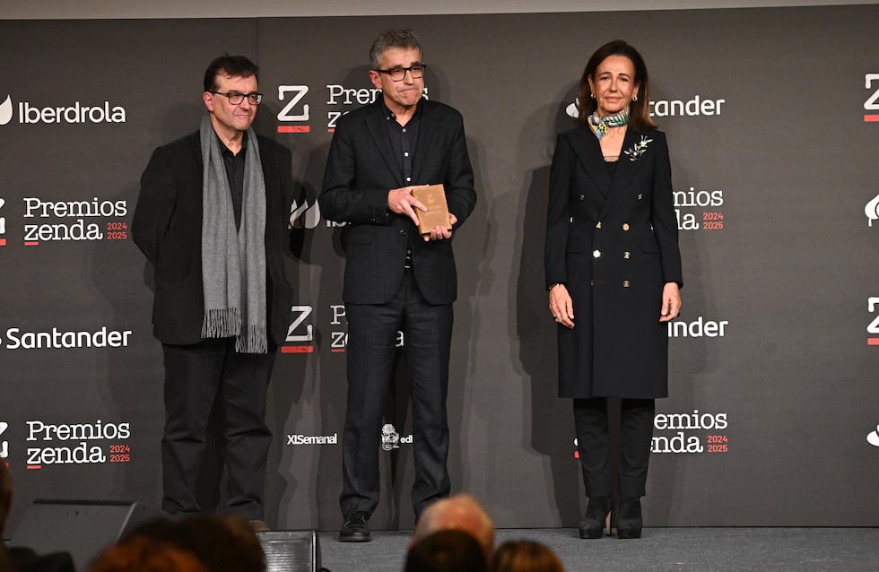 Los Premios Zenda 2026 reúnen a escritores y políticos en una gala ...