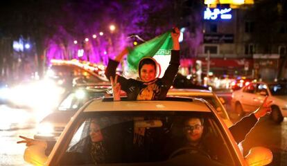 Cientos de personas salieron a las calles de la capital iraní tras conocer el pacto entre su país y las grandes potencias.