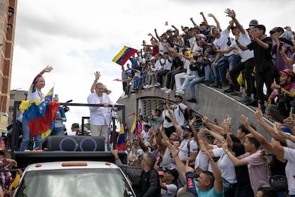 Edmundo González y María Corina recorren Carabobo, el 13 de julio.