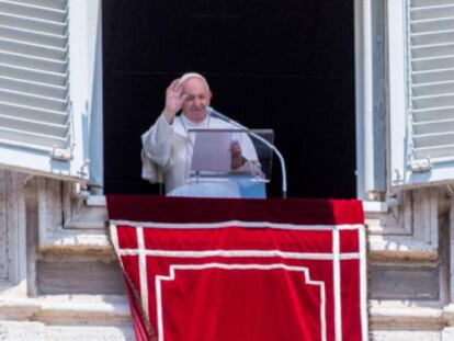 El papa Francisco, durante el rezo dominical del Angelus.