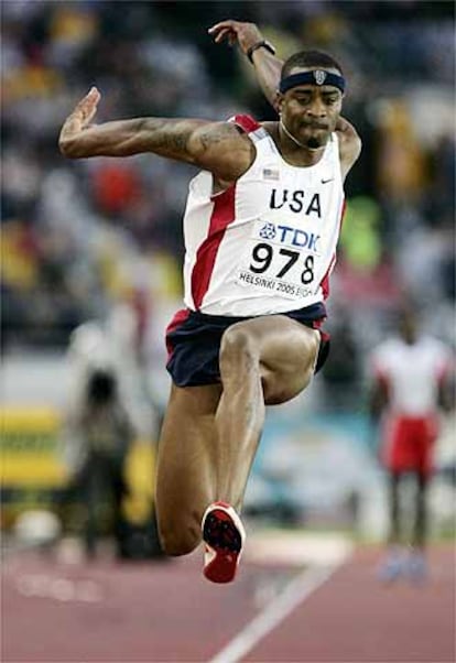 Walter Davis, en un momento de la competición de triple salto, en la que ha ganado el oro.