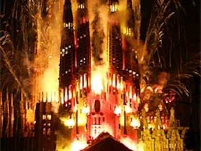 Espectáculo pirotécnico en la Sagrada Familia celebrado en junio.
