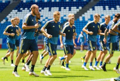 La selección sueca trabaja en el Cosmos Arena.
