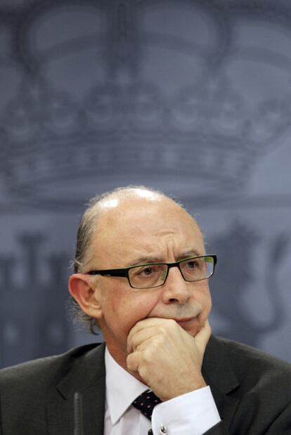 Cristóbal Montoro, ministro de Hacienda, tras el Consejo de Ministros del pasado 30 de diciembre.