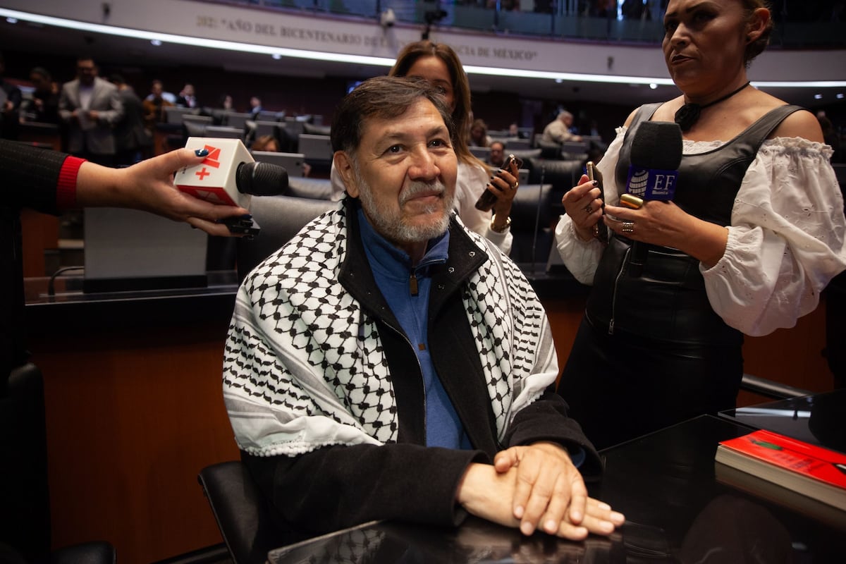 Fernández Noroña se aleja del Senado en medio de controversias