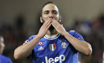 Higuain celebra su tanto con la Juventus en la semifinal de la Champions League que le enfrentó al Mónaco.