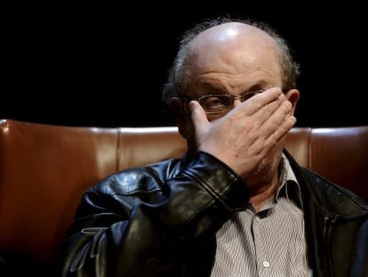 Salman Rushdie, durante la presentaci&oacute;n de su &uacute;ltimo libro en el centro Niemeyer (Avil&eacute;s).