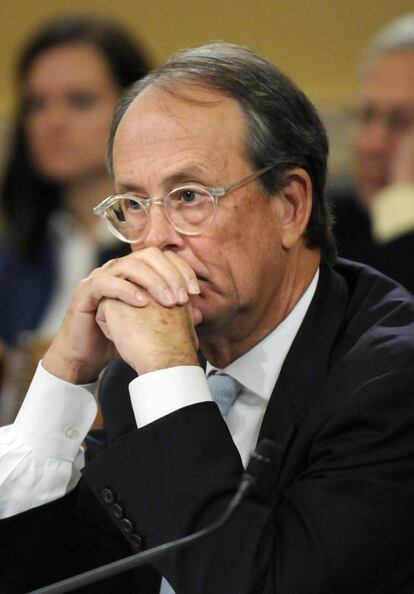 Erskine Bowles suena como futuro secretario del Tesoro de EE UU. 