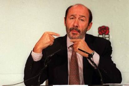 El portavoz socialista, Alfredo Pérez Rubalcaba.