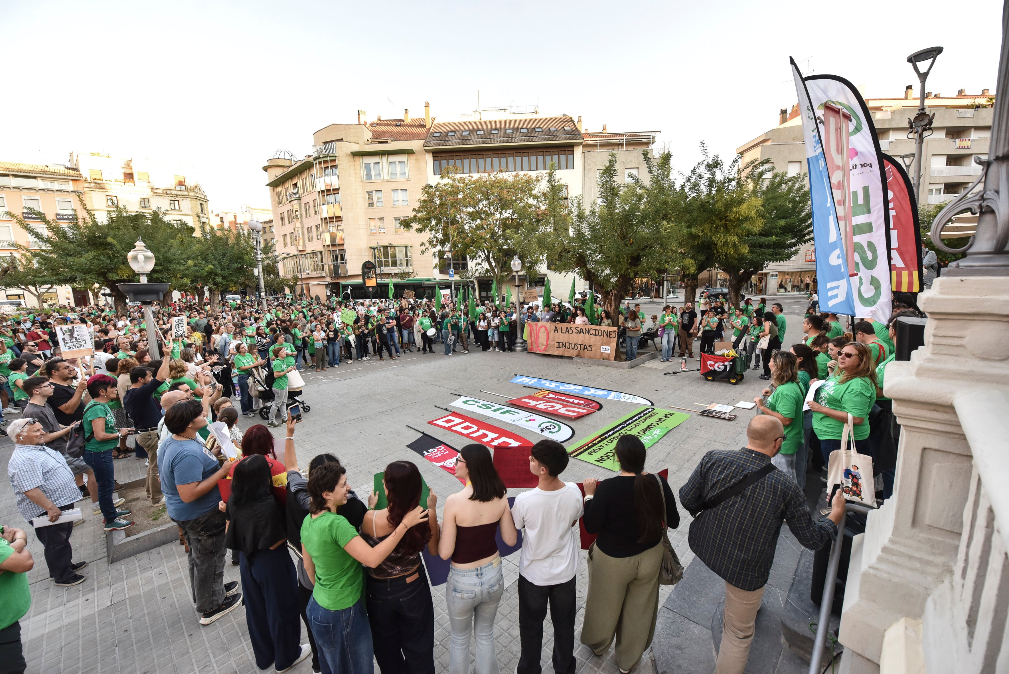 Protesta en Huesca el pasado miércoles contra la Inspección de Educación.