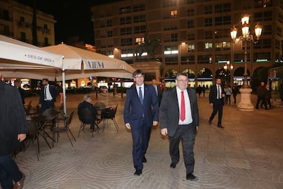 Carles Puigdemont i Víctor Terradelles a Reus el 2017.