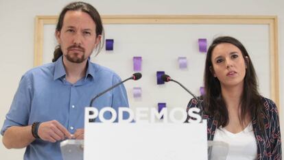 Rueda de prensa de Pablo Iglesias e Irene Montero.