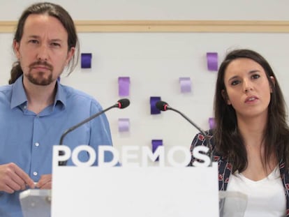 Rueda de prensa de Pablo Iglesias e Irene Montero.