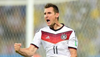 Miroslav Klose celebra un gol contra Ghana el pasado Mundial.