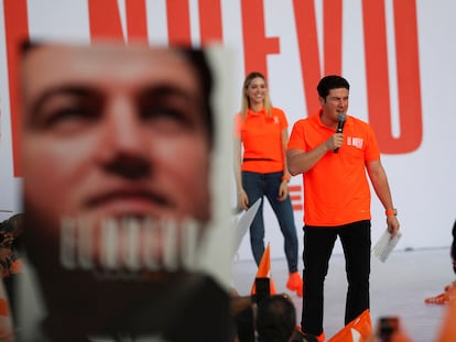 Samuel Garcia durante su breve precampaña presidencial, en Monterrey, el pasado 20 de noviembre.