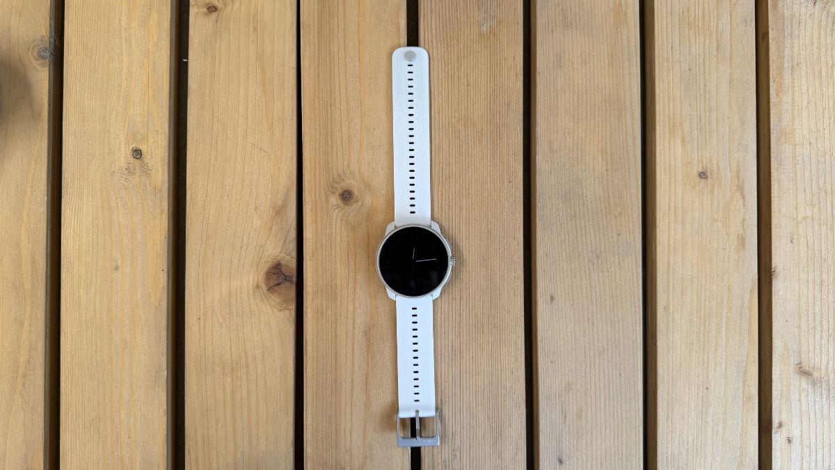 Su pantalla AMOLED le otorga una visibilidad perfecta incluso en condiciones de pleno sol.