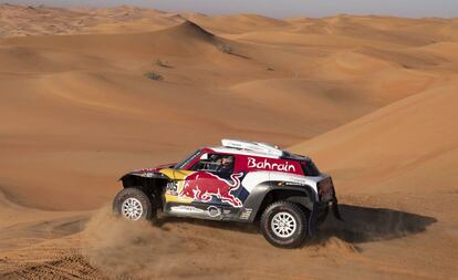 Carlos Sainz, con su Mini, en la etapa 11 del Dakar.