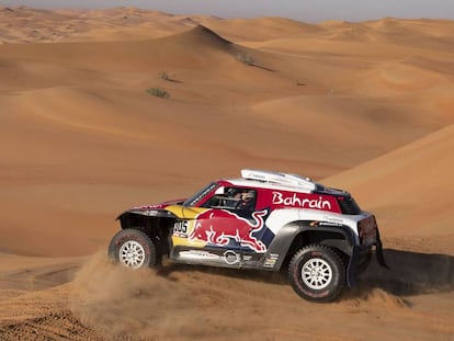 Carlos Sainz, con su Mini, en la etapa 11 del Dakar.