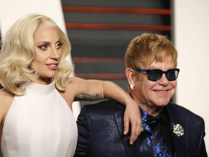 Lady Gaga y Elton John, en la fiesta post Oscar de &#039;Vanity Fair&#039; el pasado febrero.