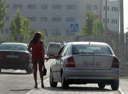 Una prostituta, en la Colonia Marconi.