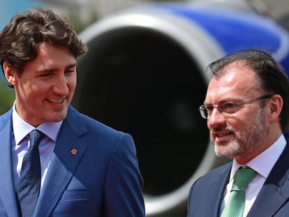 El primer ministro canadiense, Justin Trudeau, con el canciller mexicano, Luis Videgaray.