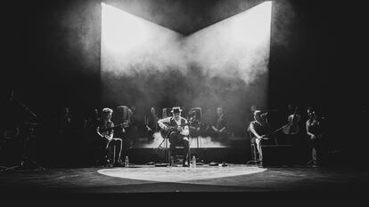 Rycardo Moreno y Orquesta en el preestreno de su Concierto en Lebrija, el 13 de julio de 2023.