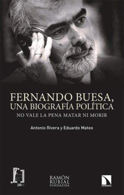 Cubierta de la biografía de Fernando Buesa.