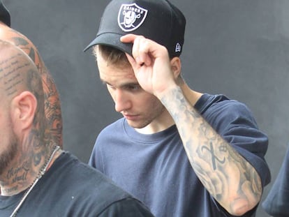 Justin Bieber paseando por Los Ángeles durante el verano de 2019. El artista ha rebajado sus apariciones públicas en los últimos años para centrarse en su matrimonio.