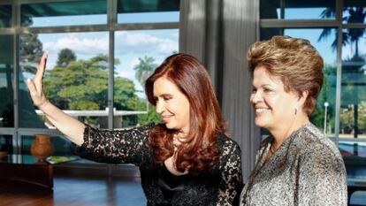 Cristina Fernandez De Kirchner com Dilma Rousseff.