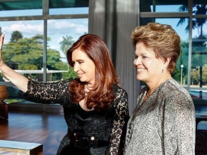 Cristina Fernandez De Kirchner com Dilma Rousseff.