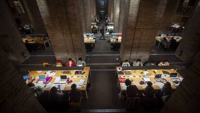 Una biblioteca de la Universidad Pompeu Fabra de Barcelona, en diciembre de 2019.