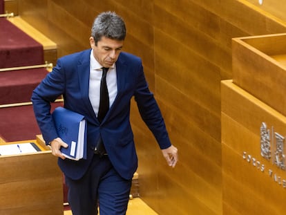 Comparecencia de Carlos Mazón por la gestión de la dana el 15 de noviembre en Les Corts Valencianes.