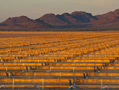 Campo solar de Solana de Abengoa. 