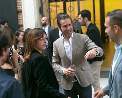 Elizabeth Duval junto a Borja Sémper.