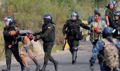 Uma dos protestos em Sacaba, em Cochabamba (Bolívia).