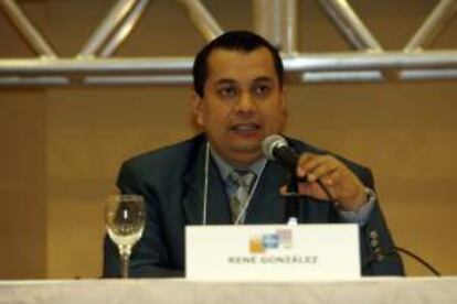 En la imagen, el director general de Ente Operador Regional de Centroamérica (EOR), René González. EFE/Archivo