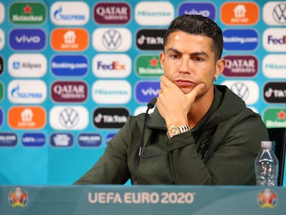 Cristiano Ronaldo, este lunes en Budapest durante la rueda de prensa previa al primer partido de Portugal en la Eurocopa.
