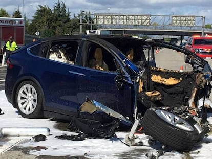 Imagen del Model X, tras el accidente en California.