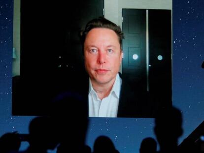 Elon Musk, fundador de Tesla, SpaceX y Starlink, durante su intervención en el MWC a través de videoconferencia. 