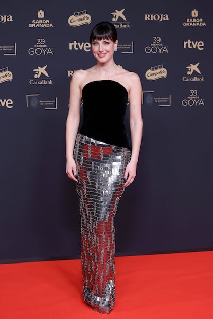 GRANADA, SPAIN - FEBRUARY 08: Natalia de Molina attends the red carpet during Goya Cinema Awards 2025 at the Granada Conference & Exhibition Centre on February 08, 2025 in Granada, Spain. (Photo by Pablo Cuadra/Getty Images)