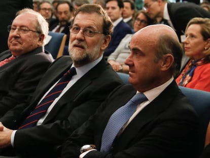 Mariano Rajoy con Luis de Guindos