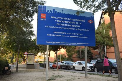 Obras de instalación de ascensores en la estación de metro Begoña.