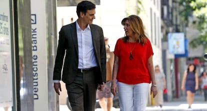 Pedro S&aacute;nchez y Susana D&iacute;az, a su llegada a la sede del PSOE en Madrid. 