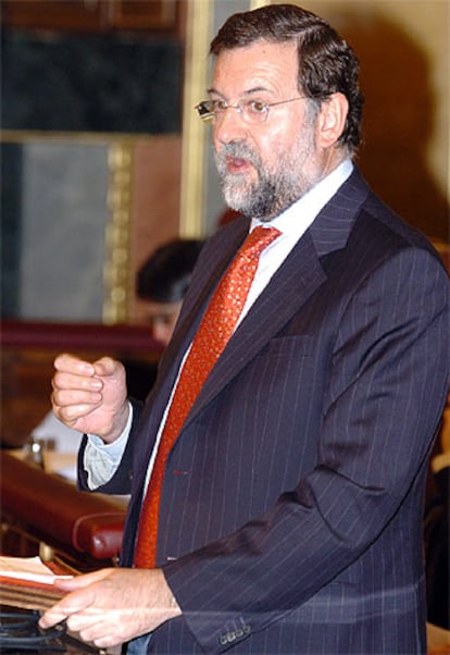 El presidente del PP, Mariano Rajoy, durante su intervención esta tarde ante el Pleno del Congreso.