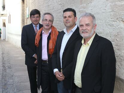 De izquierda a derecha, Manuel Pimentel, Sebastián de la Obra, Antonio Manuel Rodríguez Ramos y Mansur Escudero, ayer en Córdoba.
